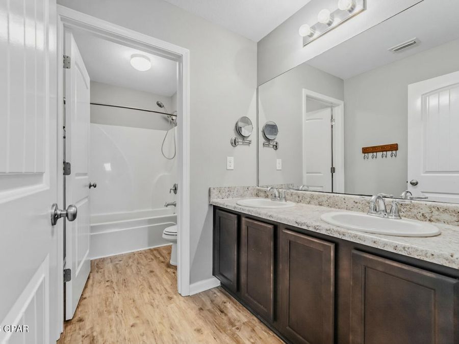 Property Image 80