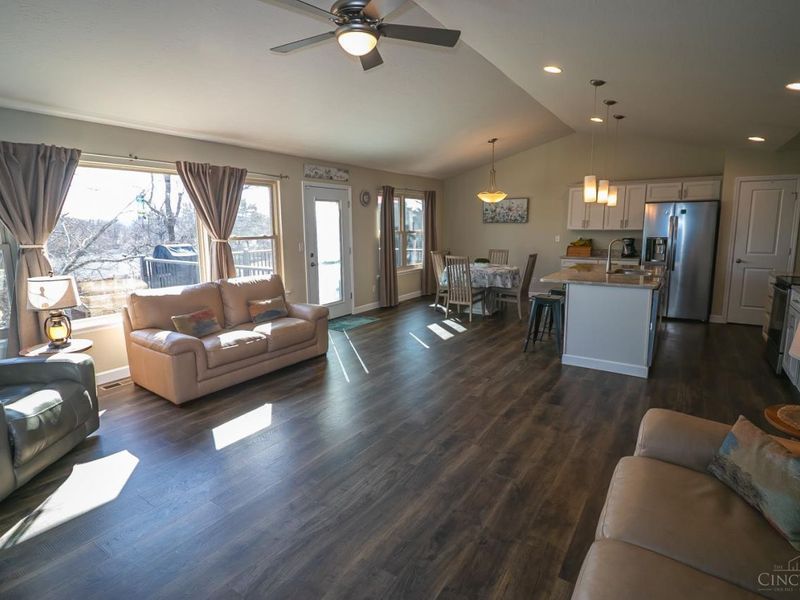 1331 Peregrine Way, Hamilton, OH 45013 Photo 12