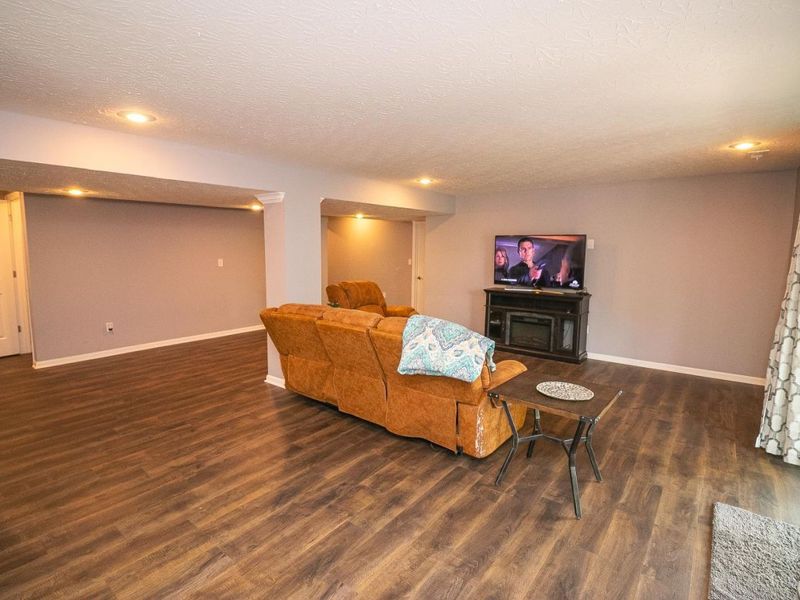 1331 Peregrine Way, Hamilton, OH 45013 Photo 8