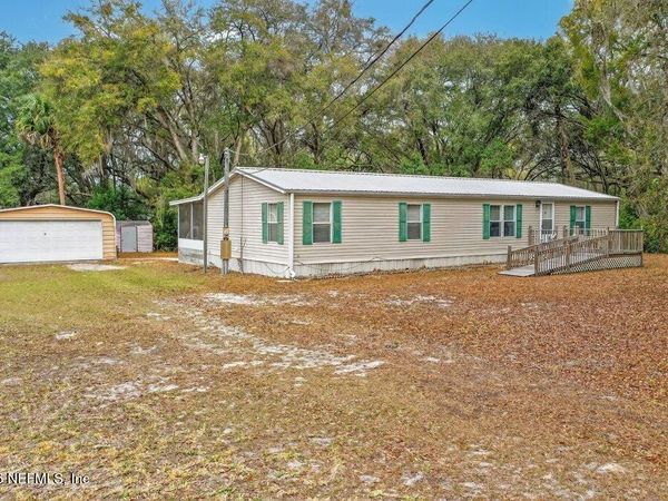 207 CABOT Lane, Satsuma, FL 32189