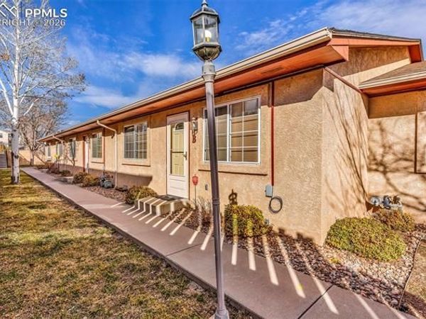 1512 E 21st Street, Unit B, Pueblo, CO 81001