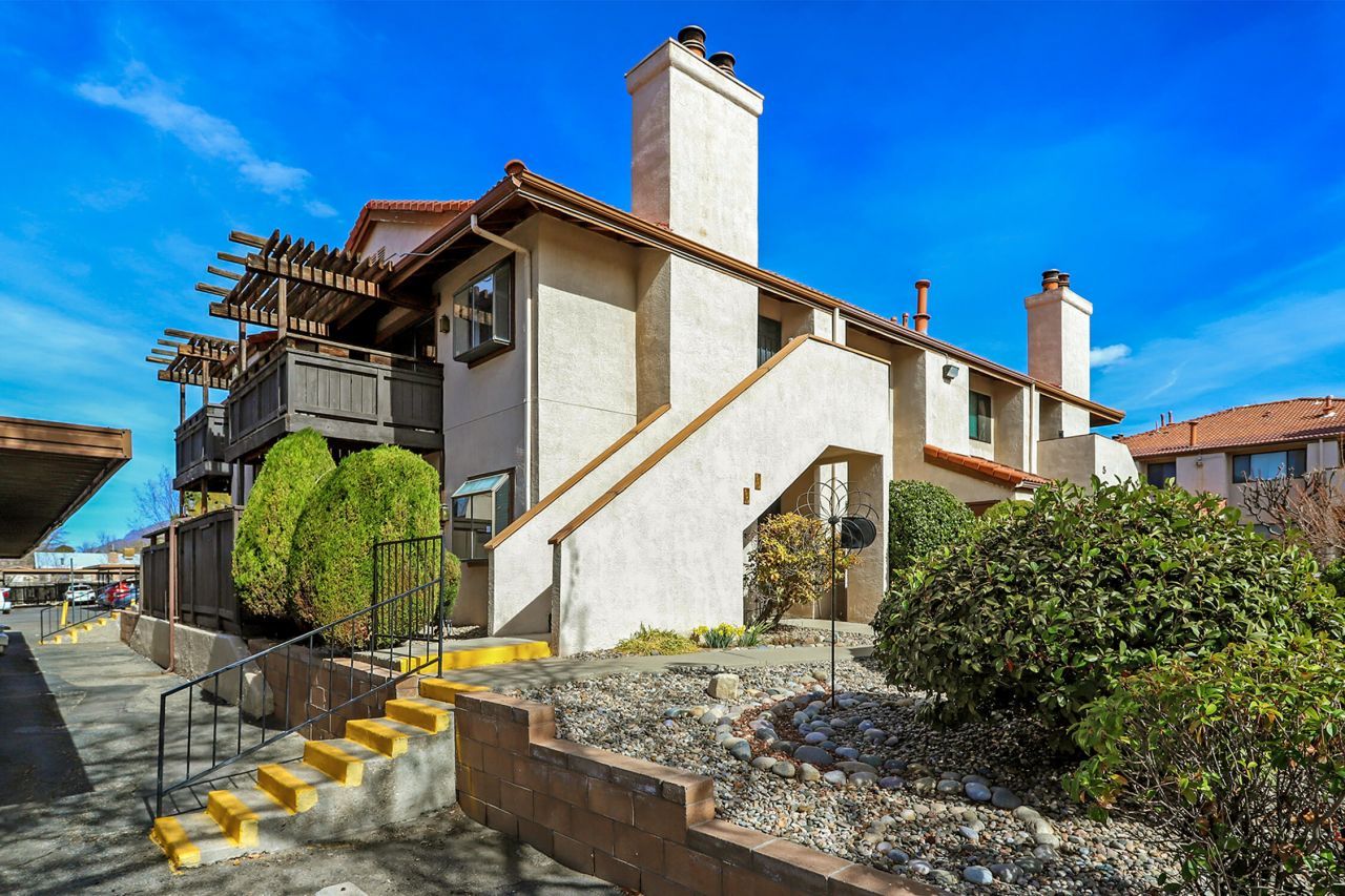 5945 Mckinney Drive Ne, Albuquerque, NM 87109 Main Photo