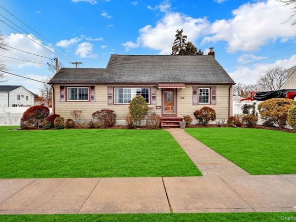 2242 6th Street , East Meadow, NY 11554