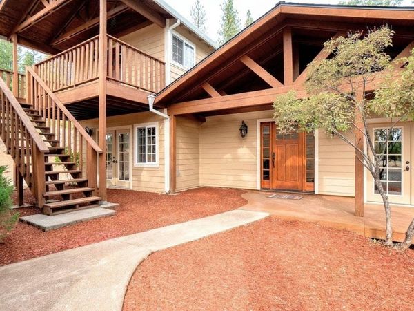 778 Ragsdale Road, Trail, OR 97541