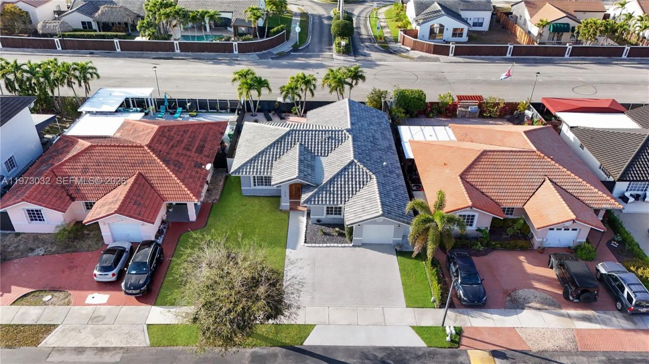 16269 SW 78th Ter, Miami, FL 33193 Photo