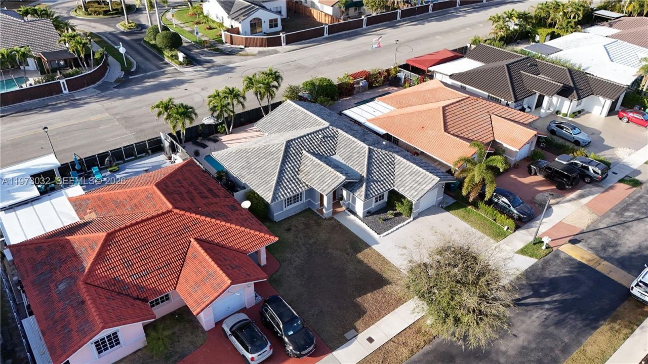 16269 SW 78th Ter , Miami, FL 33193 Photo