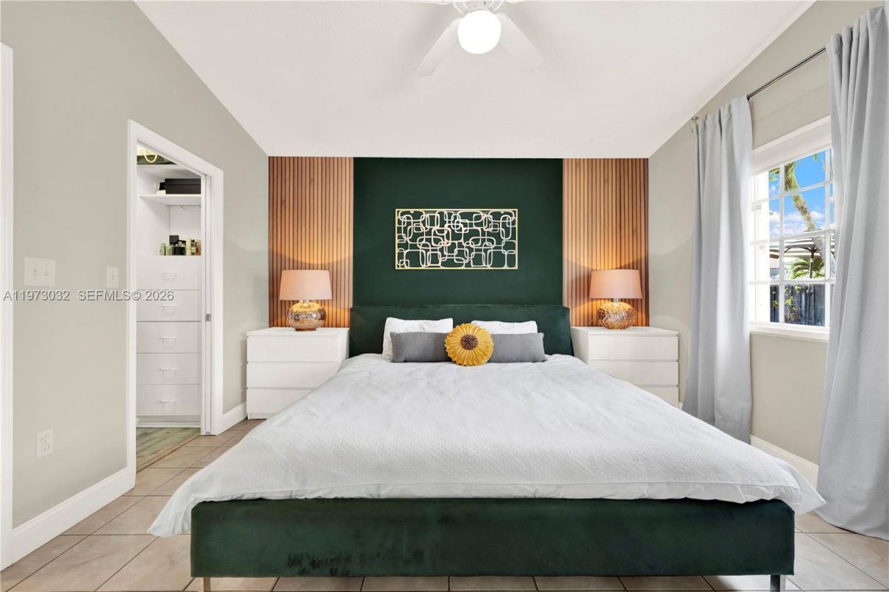 16269 SW 78th Ter, Miami, FL 33193 Photo