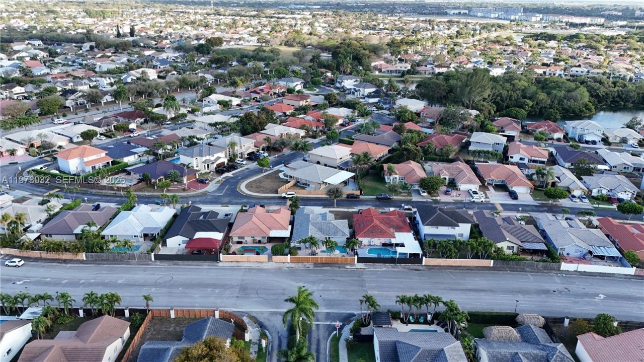 16269 SW 78th Ter, Miami, FL 33193 Photo