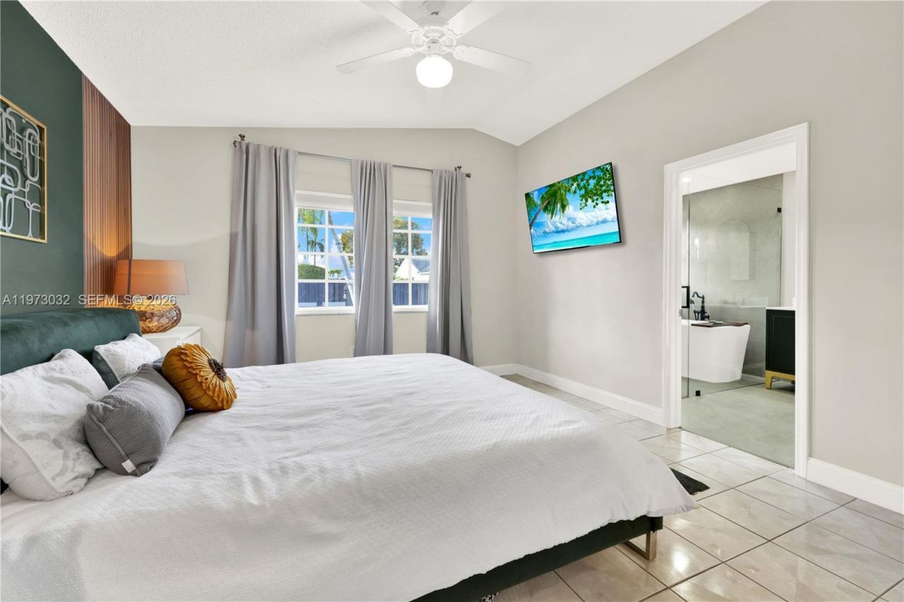 16269 SW 78th Ter, Miami, FL 33193 Photo