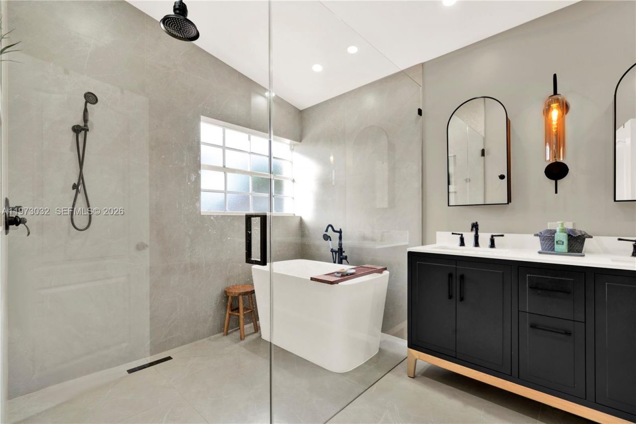 16269 SW 78th Ter, Miami, FL 33193 Photo