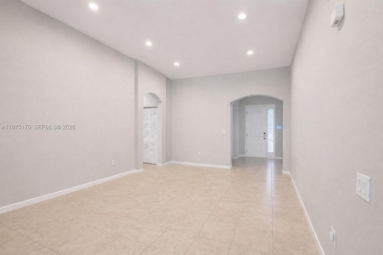 4103 NE 20th St , Homestead, FL 33033 Photo