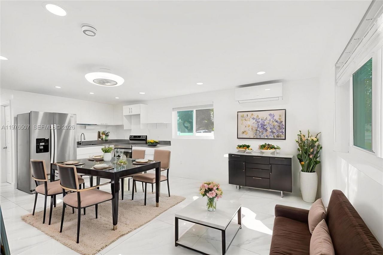 2001 N 22nd Avenue, Hollywood, FL 33020 Photo