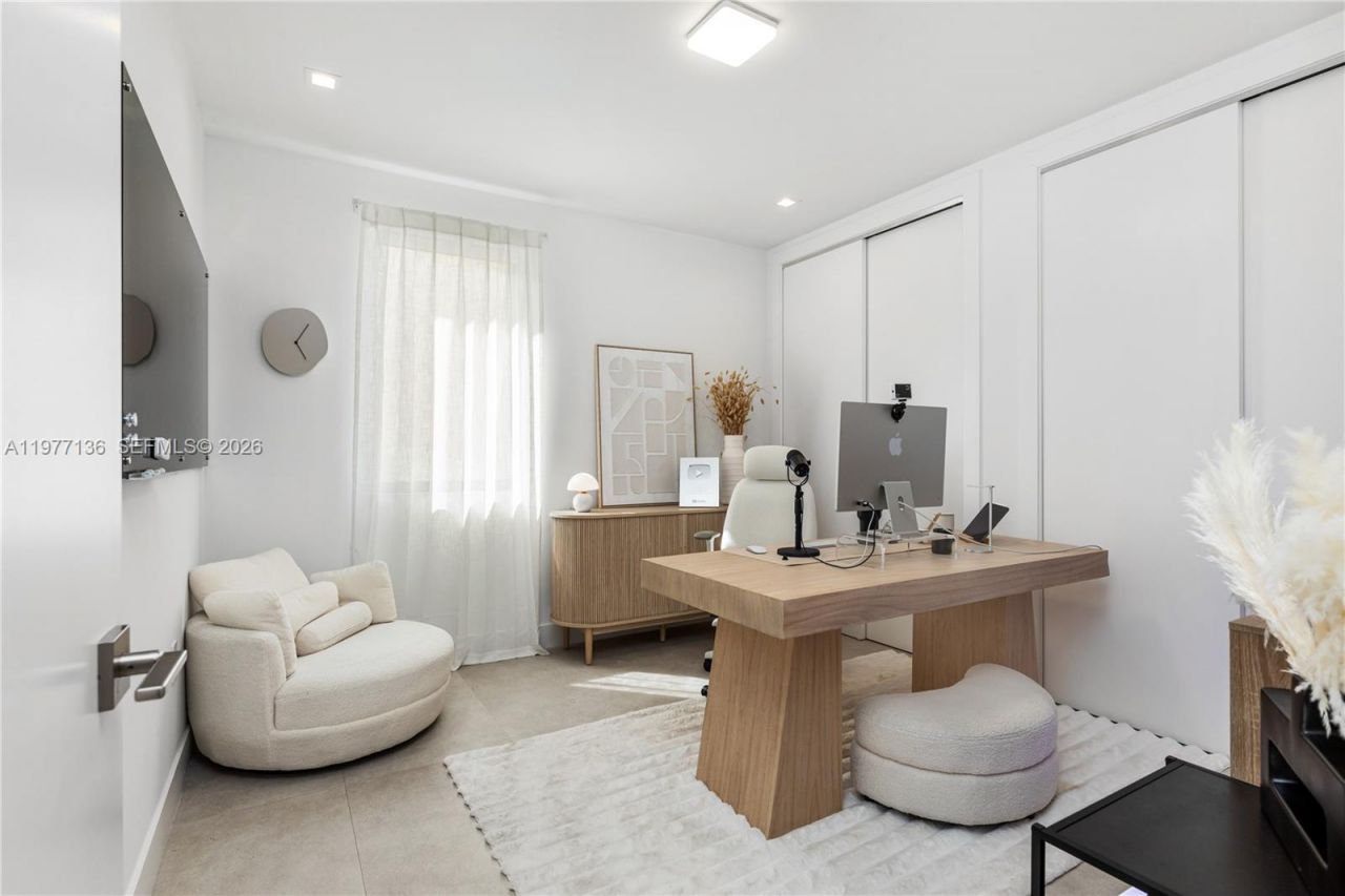 3047 Elizabeth St, Unit 3047, Miami, FL 33133 Photo