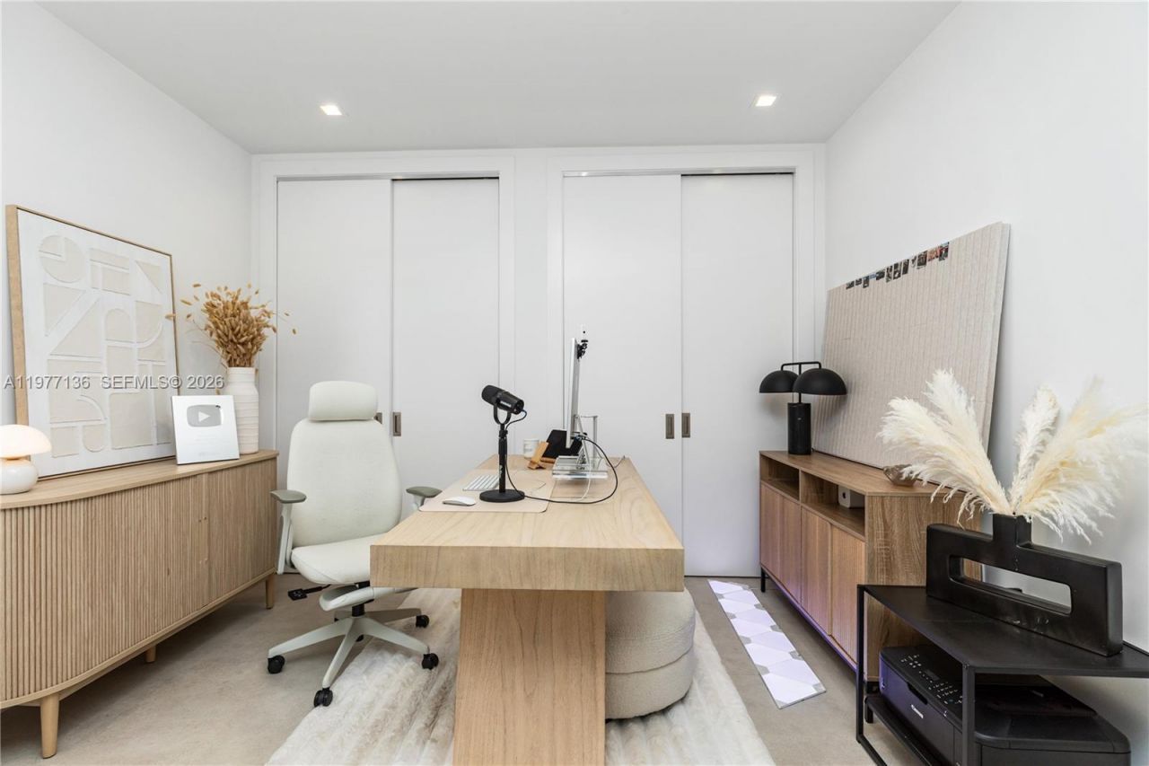 3047 Elizabeth St, Unit 3047, Miami, FL 33133 Photo