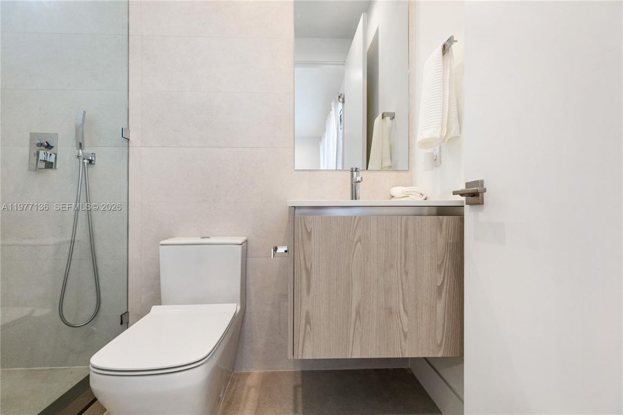 3047 Elizabeth St, Unit 3047, Miami, FL 33133 Photo