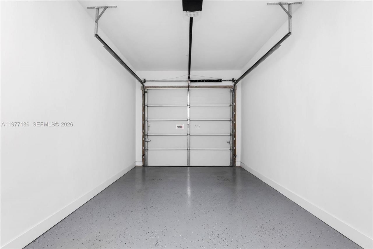 3047 Elizabeth St, Unit 3047, Miami, FL 33133 Photo