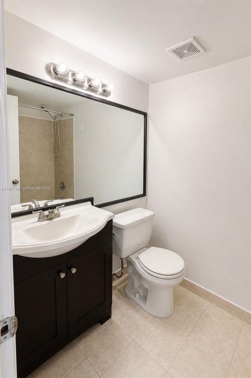 11216 SW 12th St, Unit 203, Pembroke Pines, FL 33025 Photo