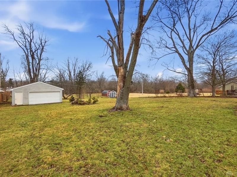 1300 Edwards Drive, Tipp City, OH 45371 Photo 25