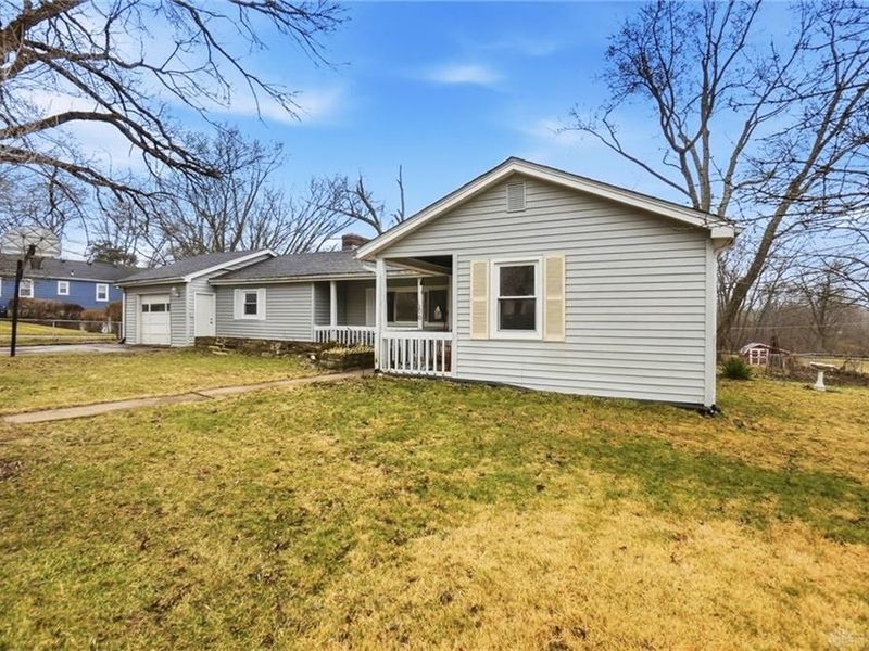 1300 Edwards Drive, Tipp City, OH 45371 Photo 4