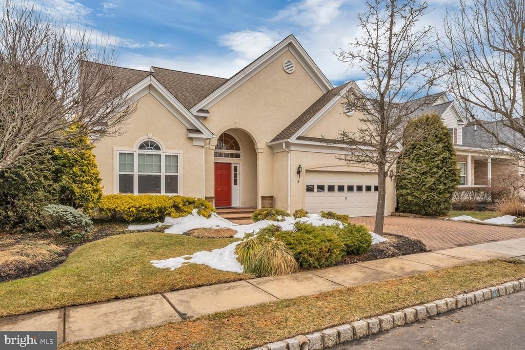 16 Lowell Drive, Marlton, NJ 08053 Main Photo