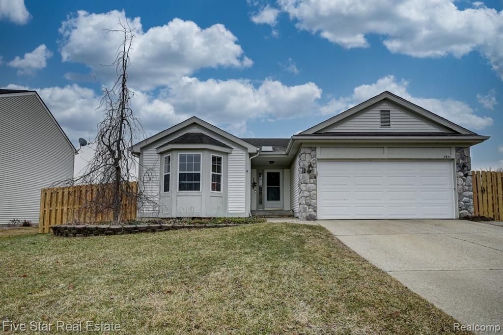 7511 Bermuda Dunes, Ypsilanti Township, MI 48197 Main Photo