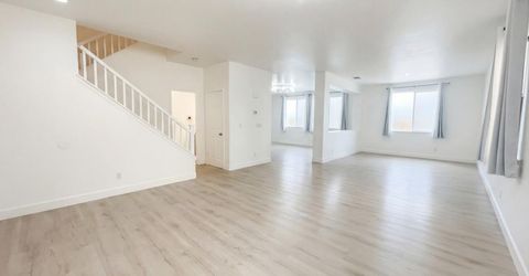 2724 Bertolani Cir, Elk Grove, CA 95758 Photo