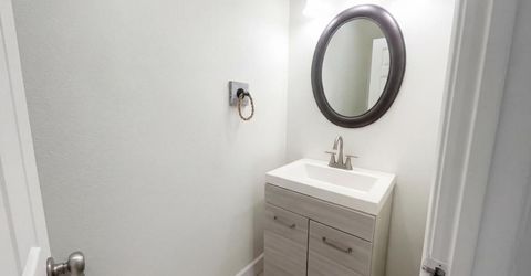 2724 Bertolani Cir, Elk Grove, CA 95758 Photo