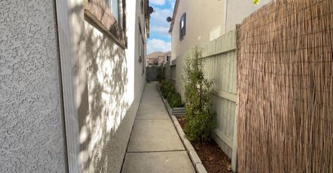 2724 Bertolani Cir, Elk Grove, CA 95758 Photo