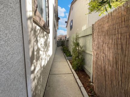 2724 Bertolani Cir, Elk Grove, CA 95758 Photo
