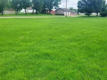 210 Reed Street S, Waterville, MN 56096