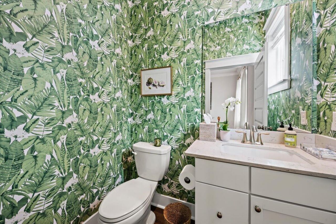 1635 Florentia Street Photo 18