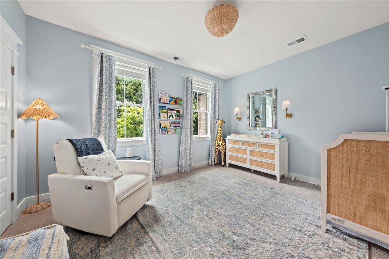 1635 Florentia Street Photo 19