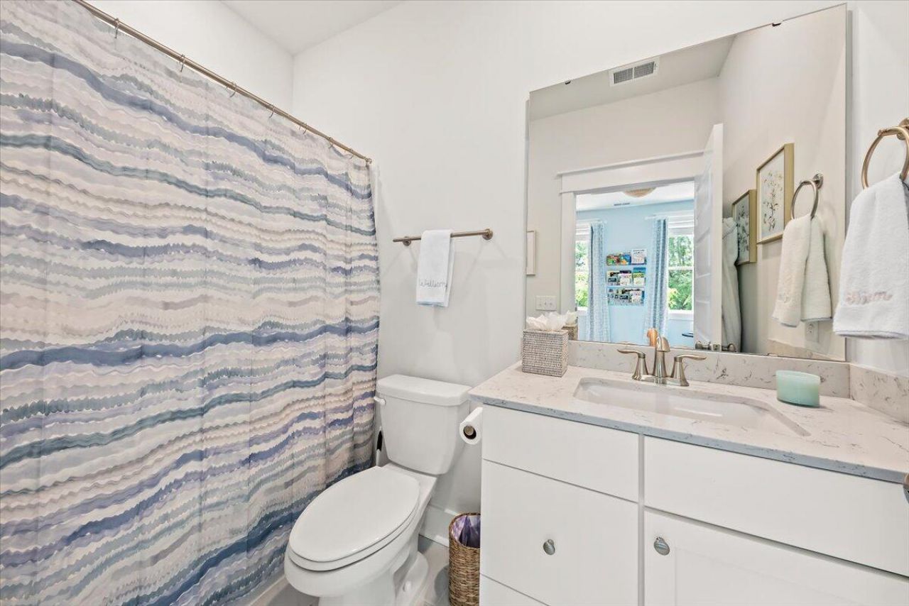 1635 Florentia Street Photo 21