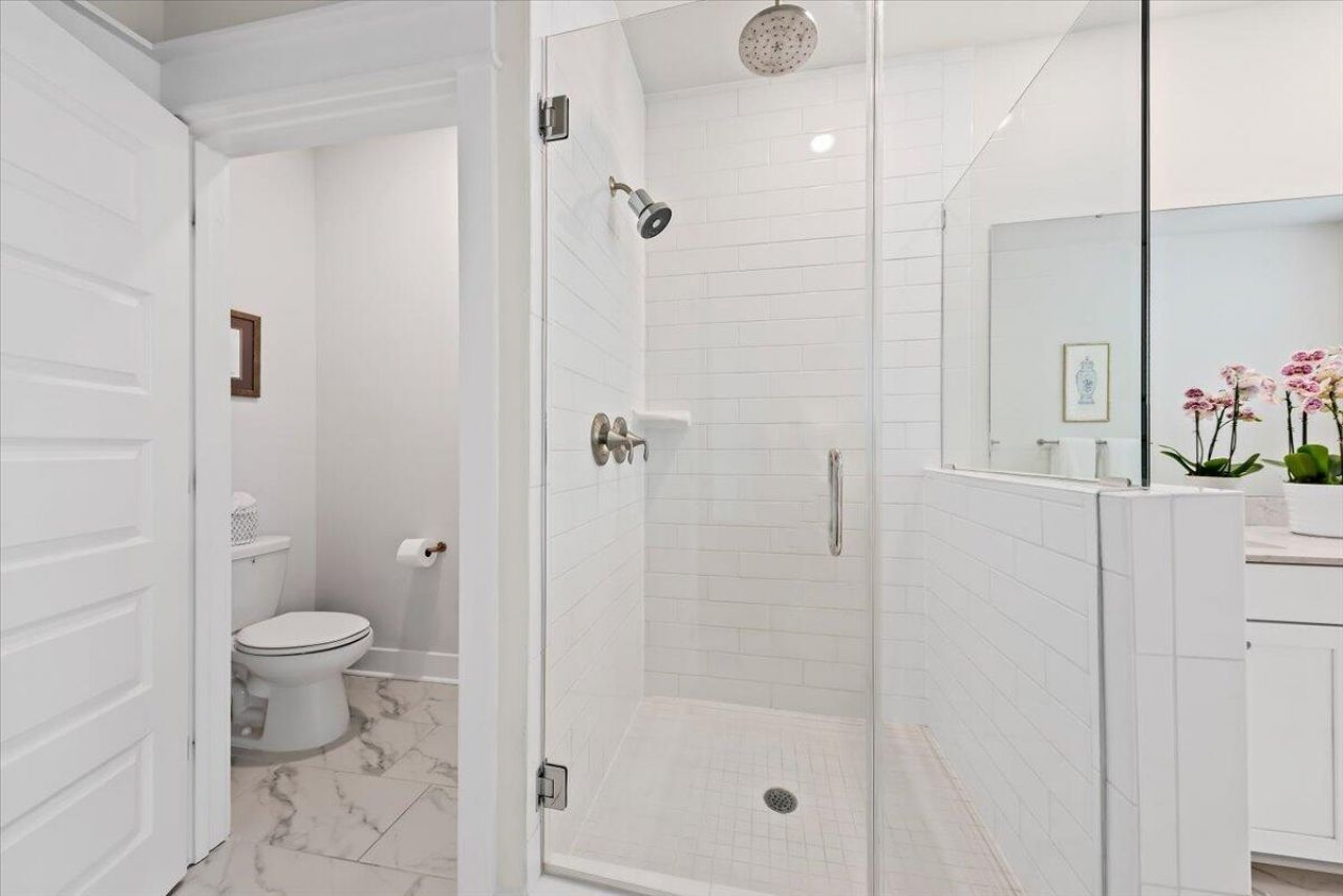 1635 Florentia Street Photo 27