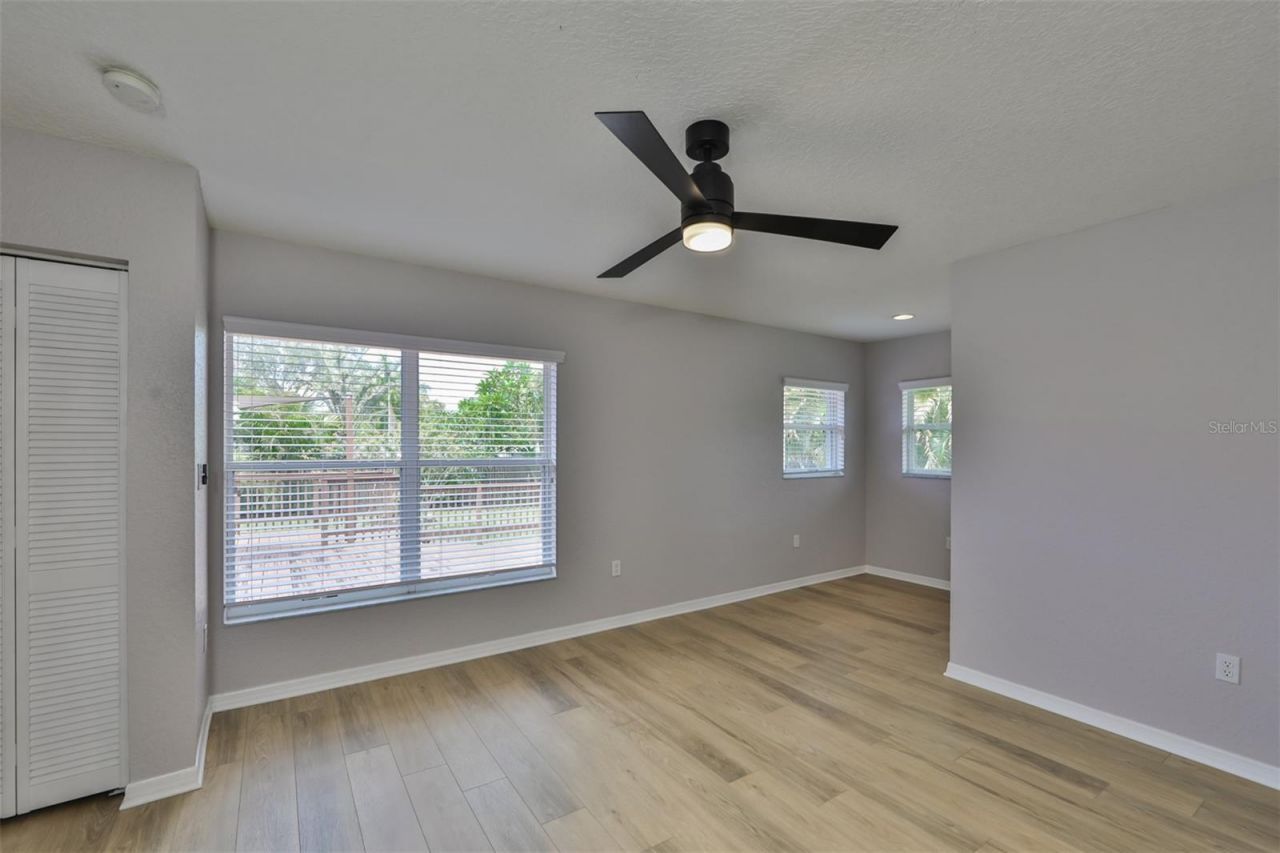 6145 1st Avenue N, Saint Petersburg, FL 33710 Photo