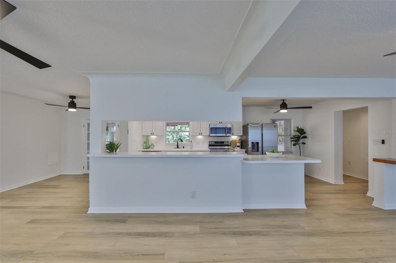 6145 1st Avenue N, Saint Petersburg, FL 33710 Photo