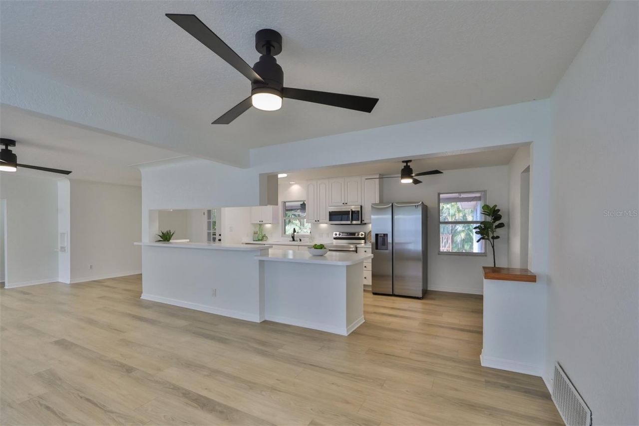 6145 1st Avenue N, Saint Petersburg, FL 33710 Photo