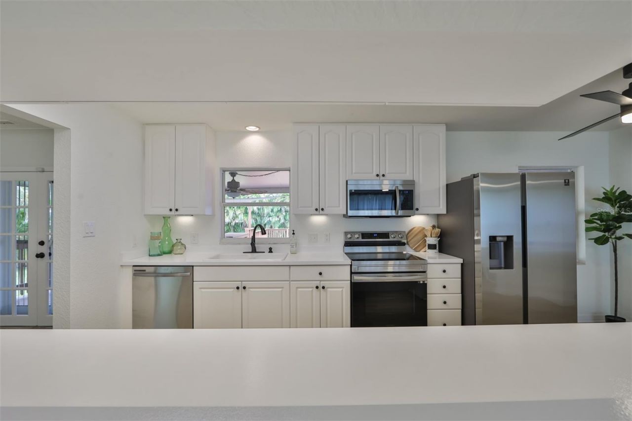 6145 1st Avenue N, Saint Petersburg, FL 33710 Photo