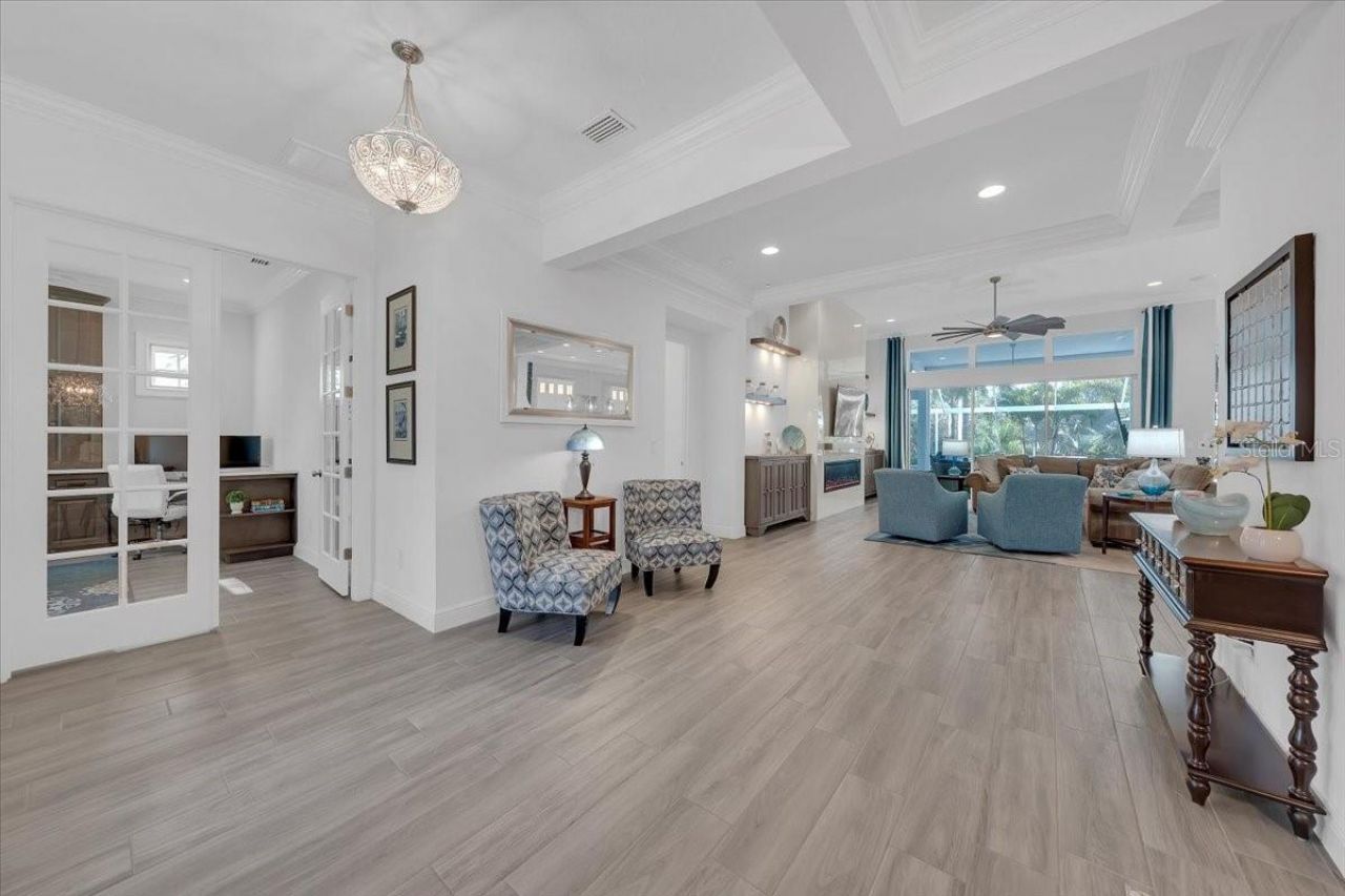 732 Manns Harbor Drive, Apollo Beach, FL 33572 Photo