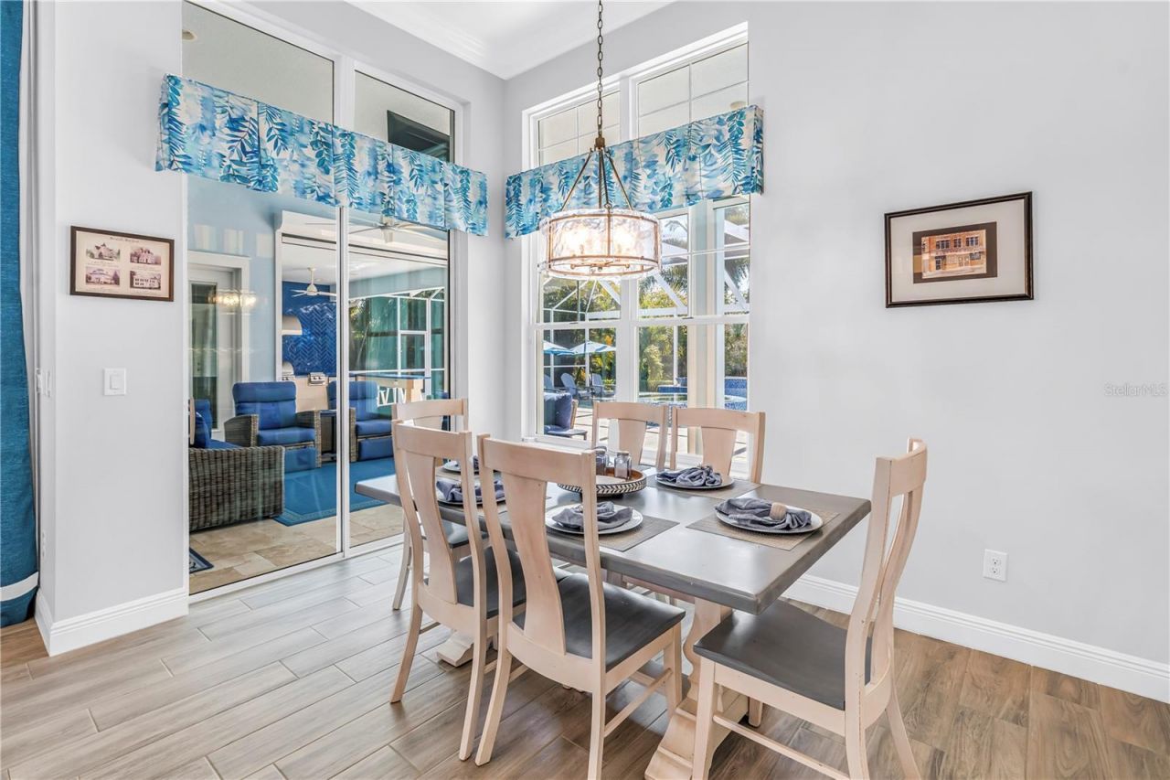 732 Manns Harbor Drive, Apollo Beach, FL 33572 Photo