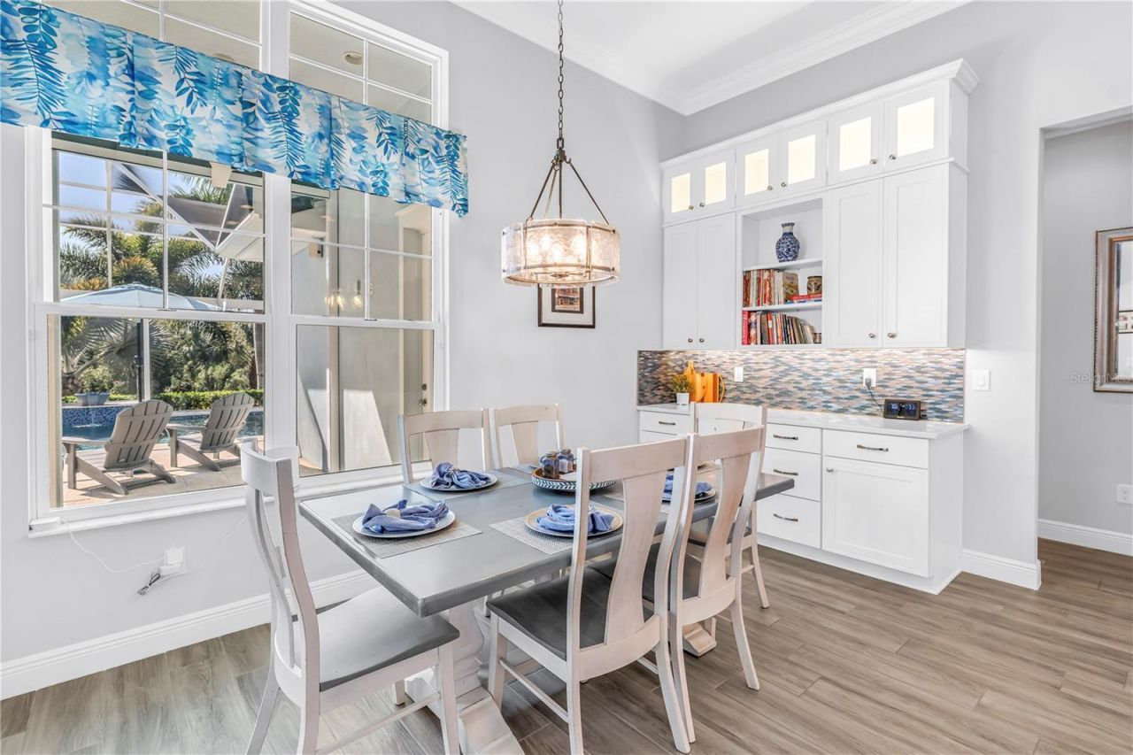 732 Manns Harbor Drive, Apollo Beach, FL 33572 Photo