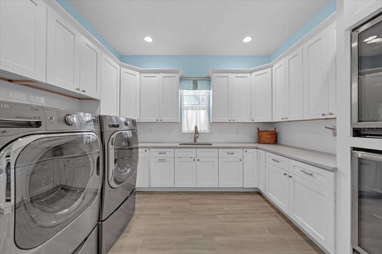 732 Manns Harbor Drive, Apollo Beach, FL 33572 Photo