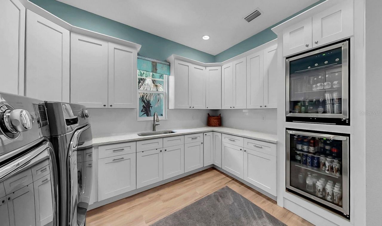 732 Manns Harbor Drive, Apollo Beach, FL 33572 Photo