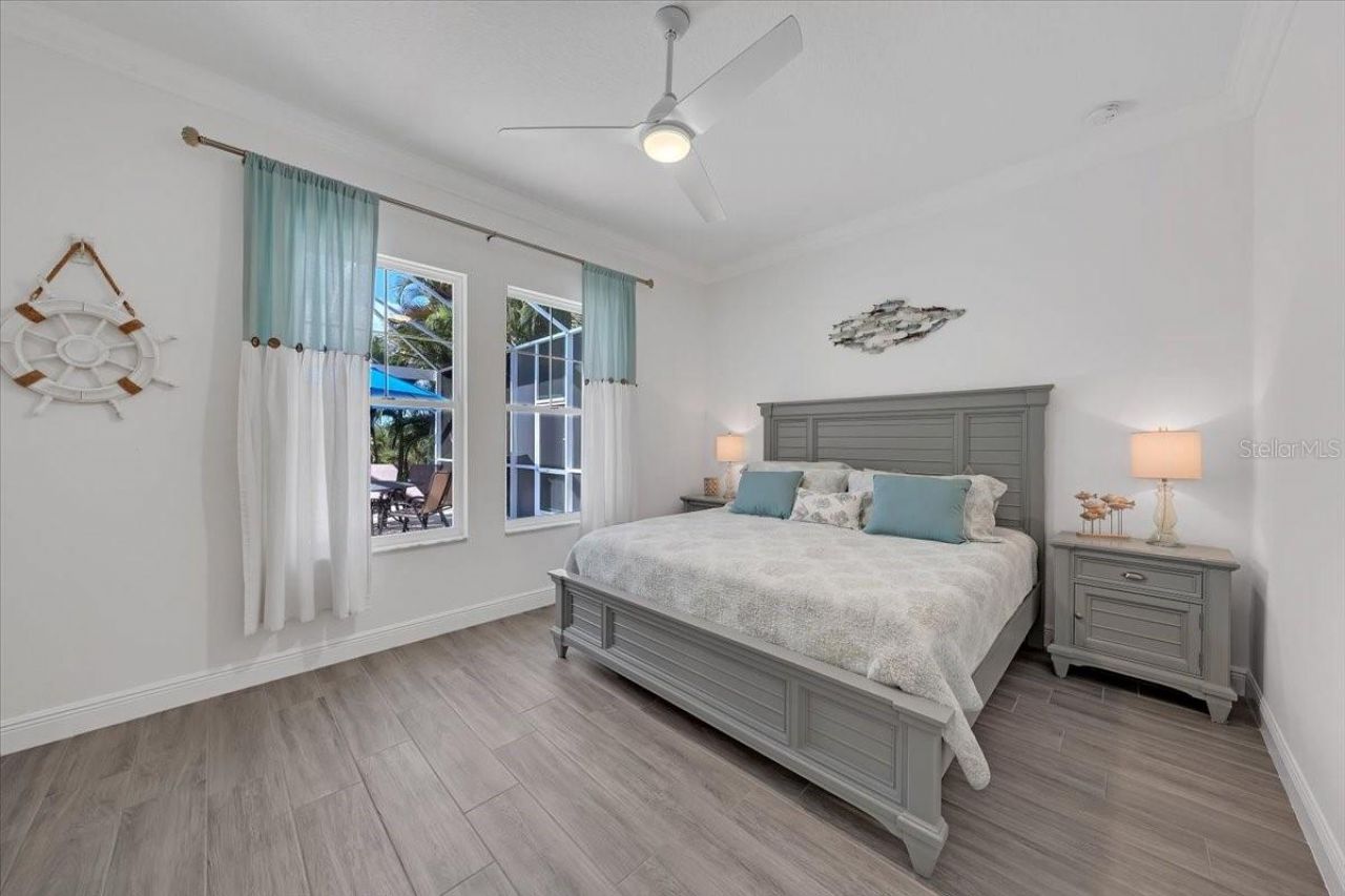 732 Manns Harbor Drive, Apollo Beach, FL 33572 Photo