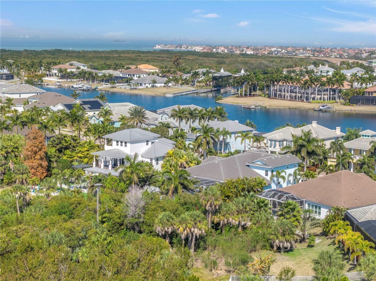 732 Manns Harbor Drive, Apollo Beach, FL 33572 Photo