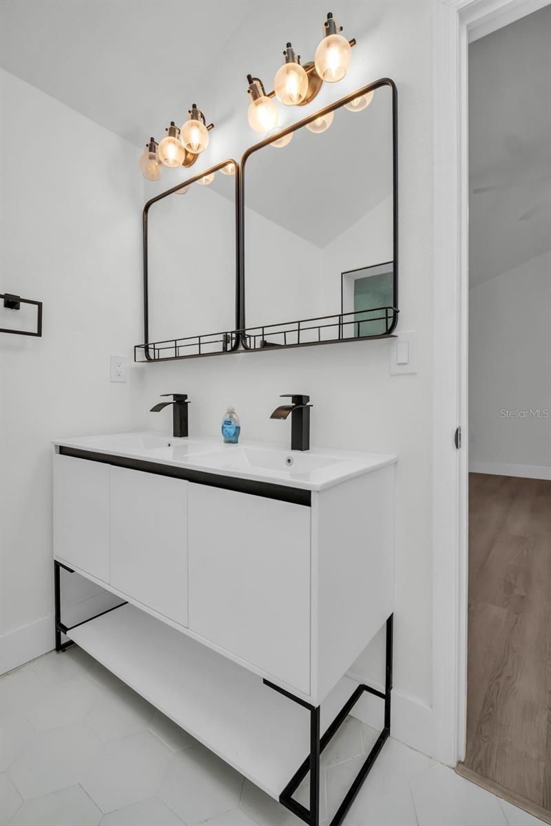 4000 Grove Street S, Saint Petersburg, FL 33705 Photo