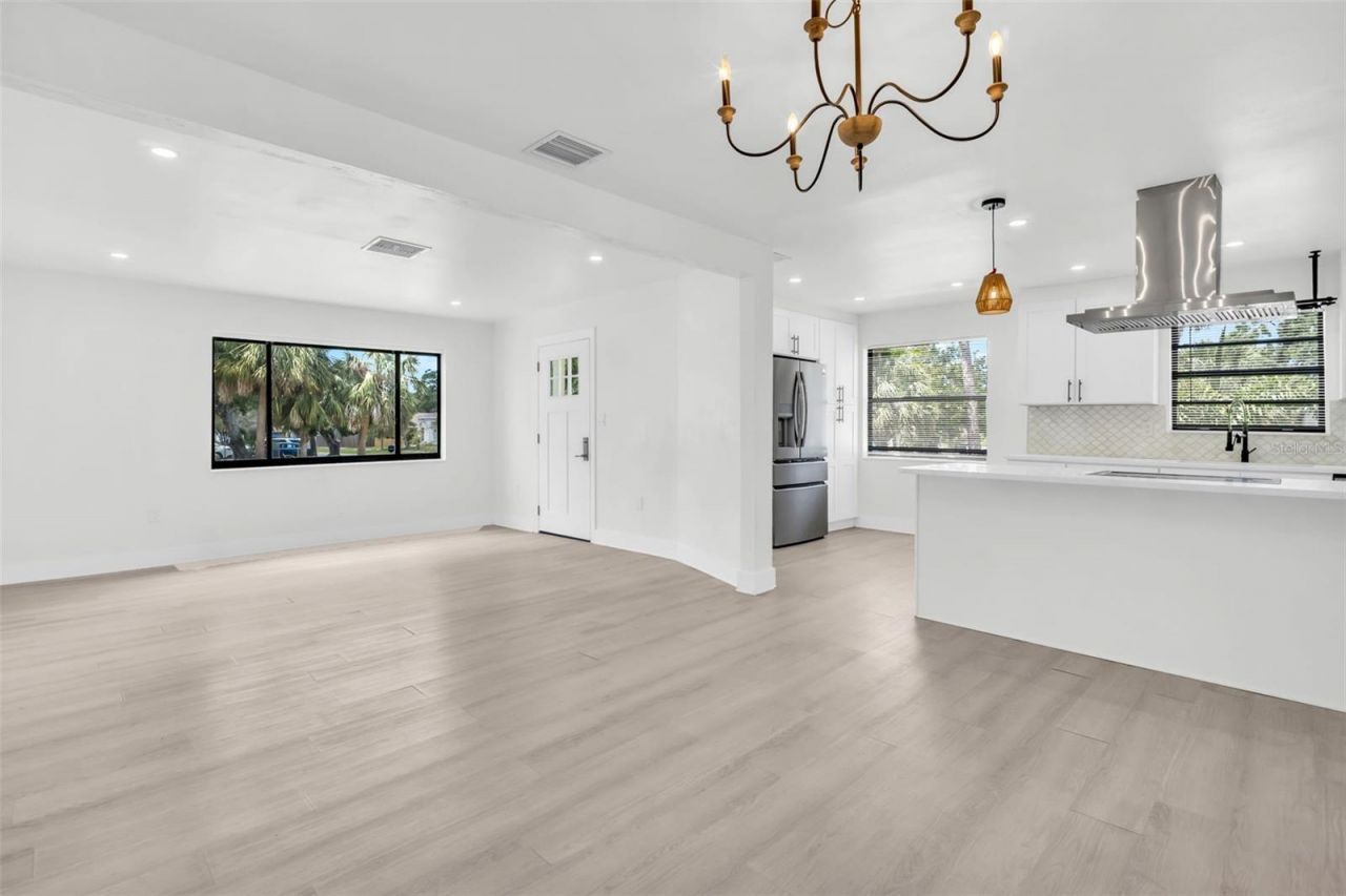 4000 Grove Street S, Saint Petersburg, FL 33705 Photo