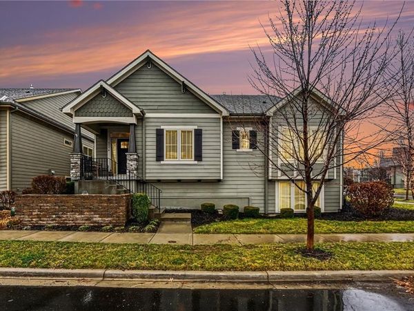 8554 Barstow Street, Lenexa, KS 66219