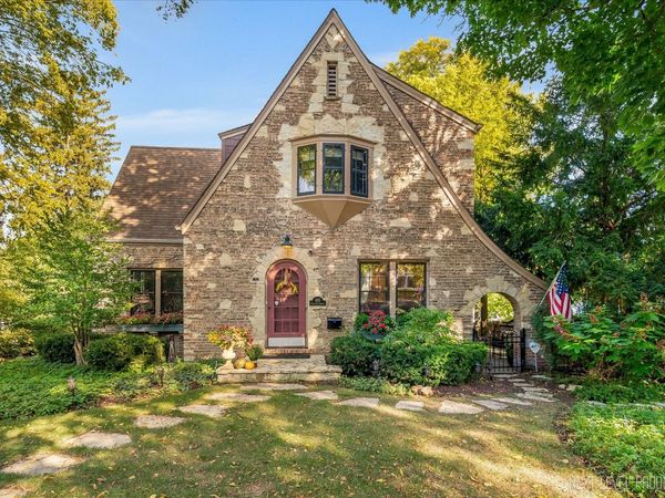 405 S 1st Street , Geneva, IL 60134