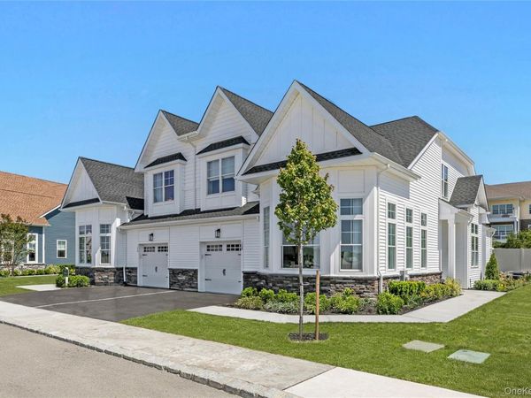 140 Celine Lane , Unit 12, Yaphank, NY 11980